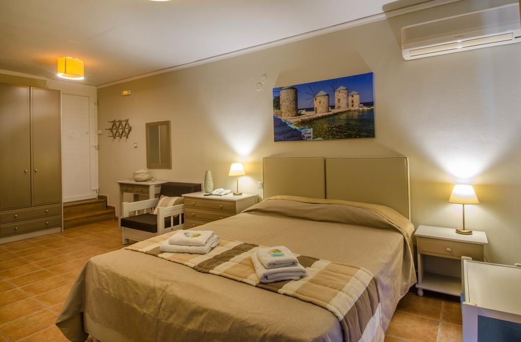 Plaka Studios Καρφάς Εξωτερικό φωτογραφία